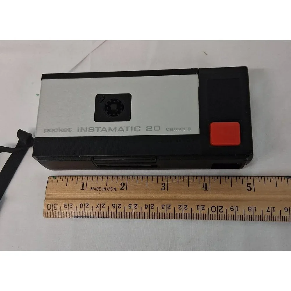 VTG Kodak Pocket Instamatic 20 Camera 1970s 110 Film Retro Collectible USA Made